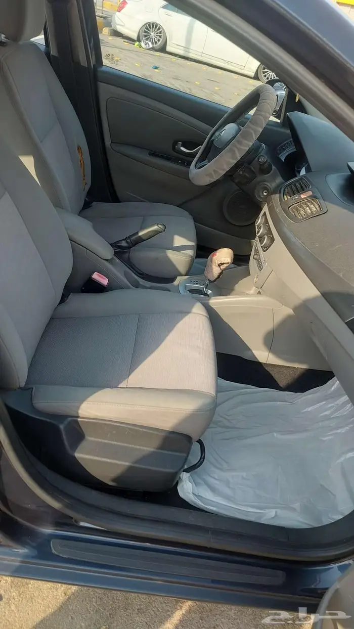 سيارة رينو فلوانس 2012 للبيع 14