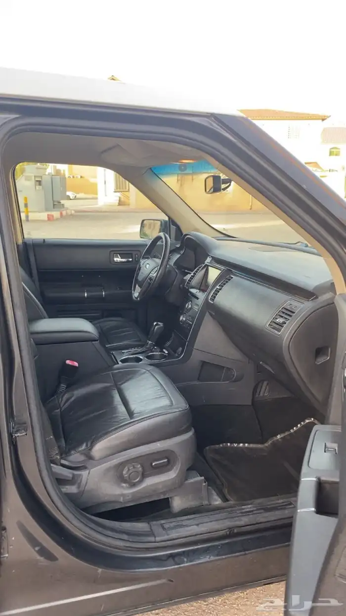 فورد فلكس 2016 نص فل ماشي 220 الف كم مسوي لها صيانه كامله 9