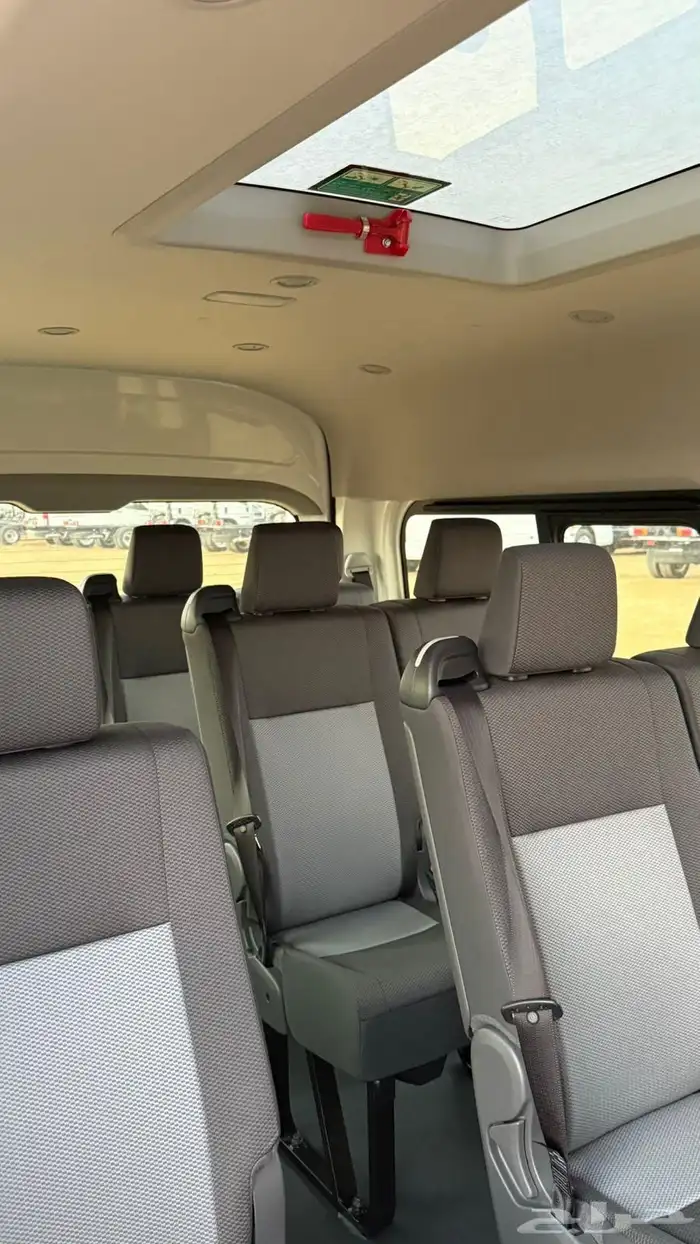 تويوتا هايس الموديل 2025 الفئة سقف مرتفع 11راكب 2