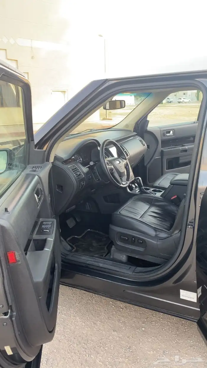 فورد فلكس 2016 نص فل ماشي 220 الف كم مسوي لها صيانه كامله 8