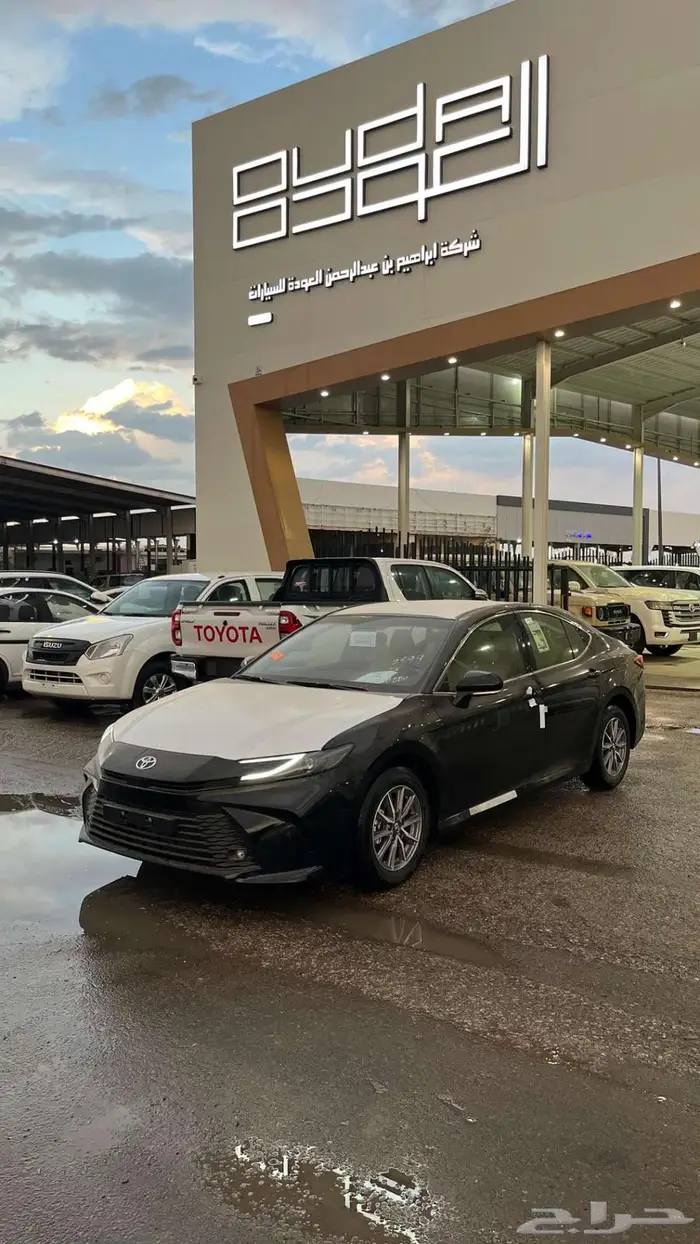 تويوتا كامري ستاندر بنزين 2025 - كاش و أقساط 18