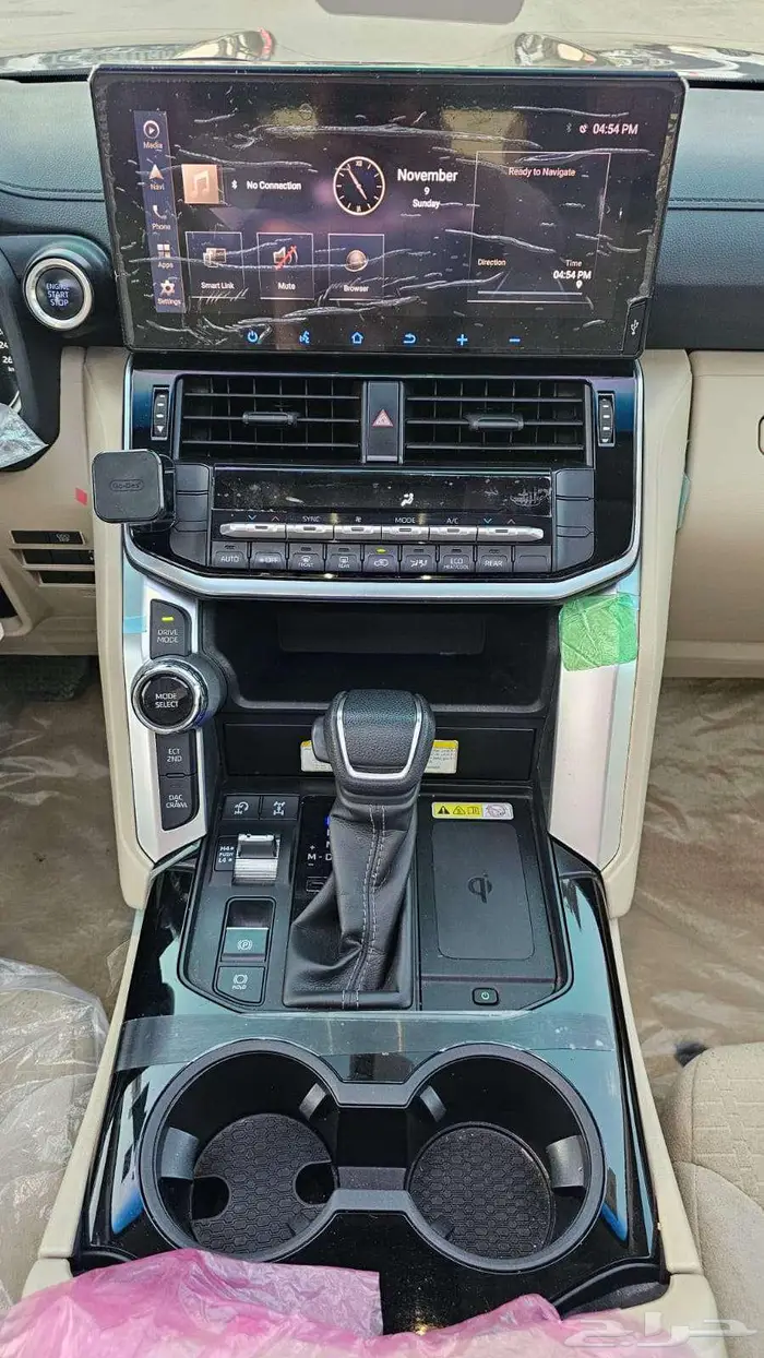 لاندكروزر GXR 2022 سعودي L3 12