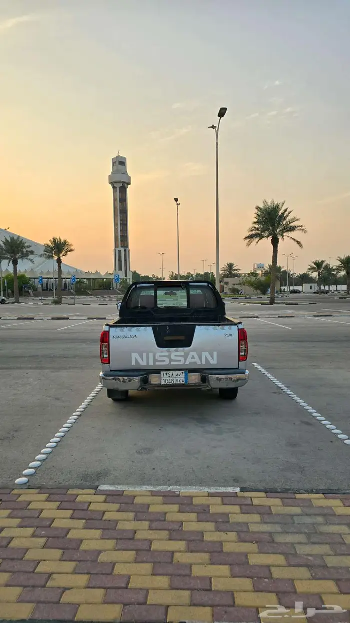 سيارة نيسان نافارا 2008 1
