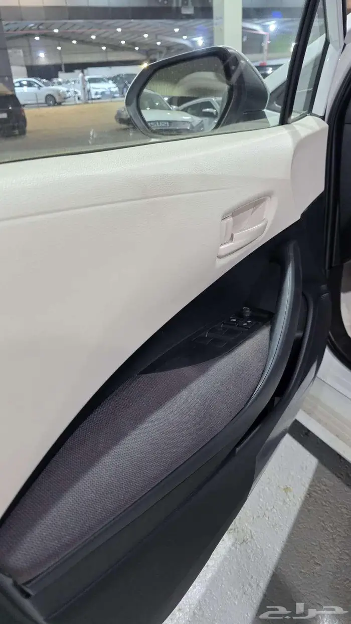 تويوتا كورولا استاندر مكينه 2.0 موديل 26 كاش وتقسيط 10