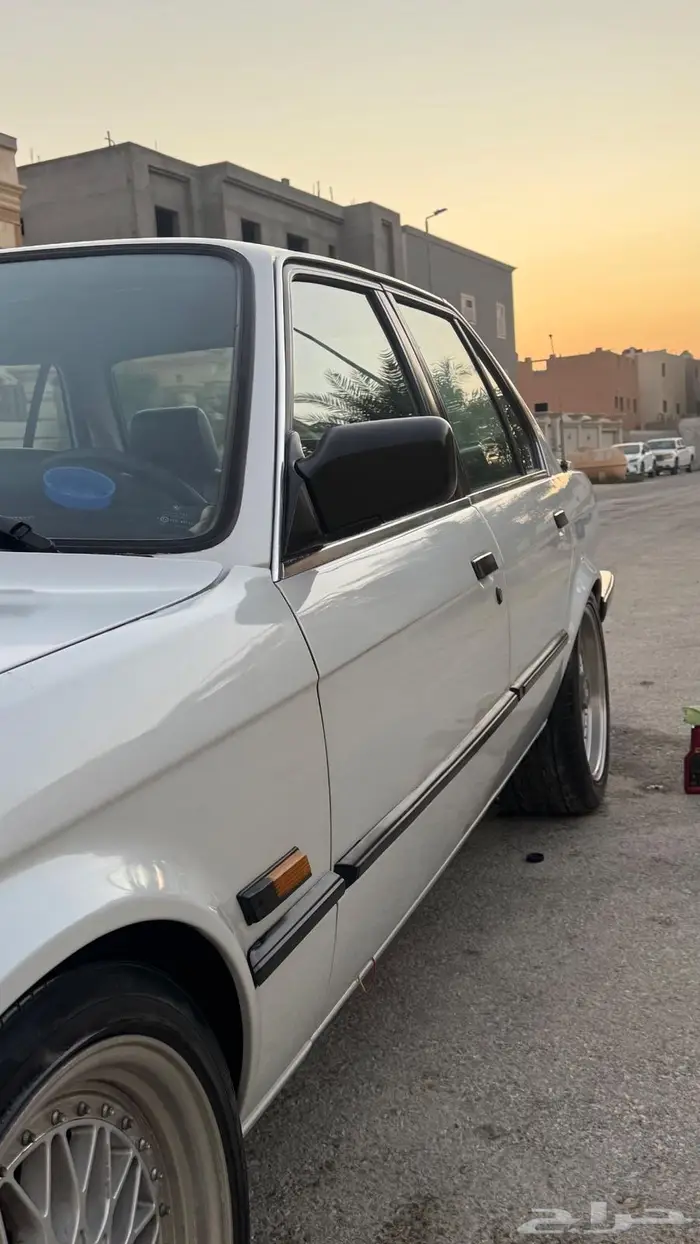 بي ام دبليو موديل 1991 8