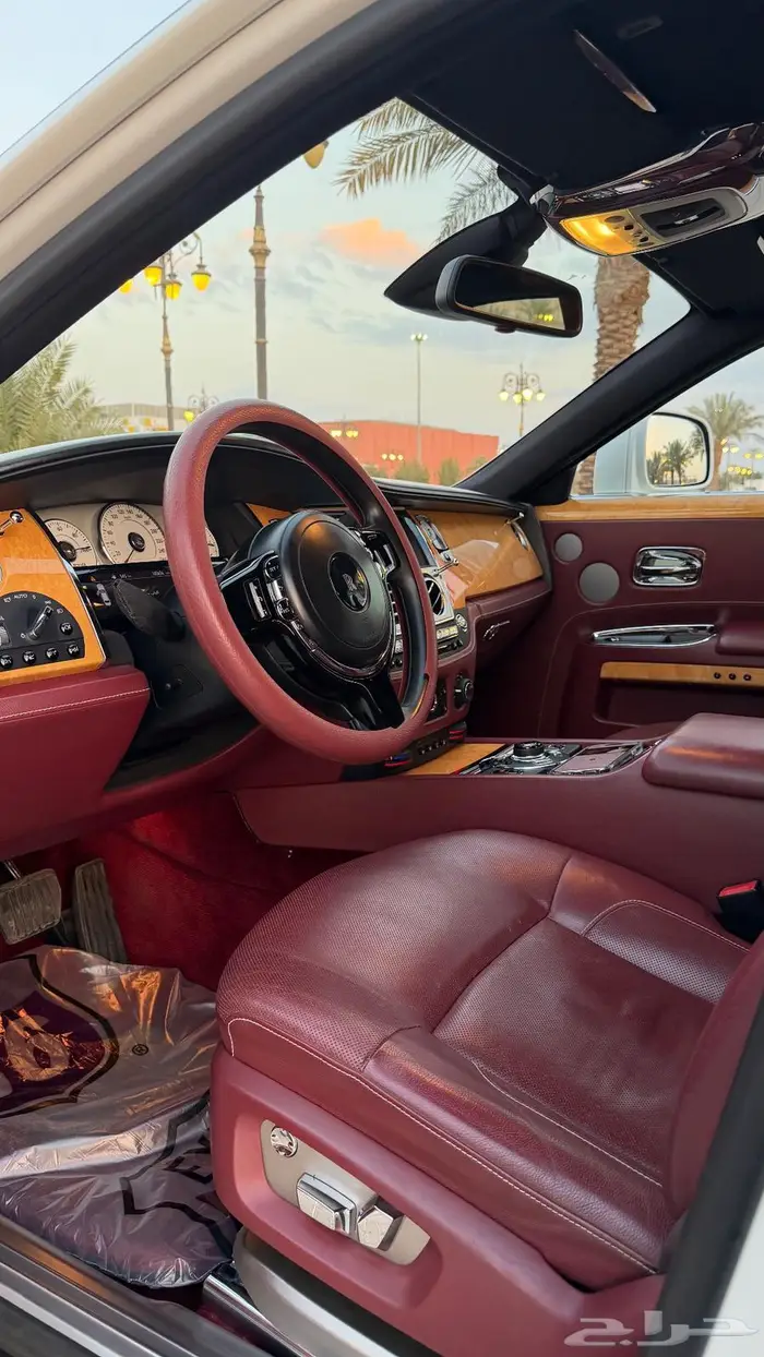 رولز رويس قوست مخزنه وكاله 2011 6