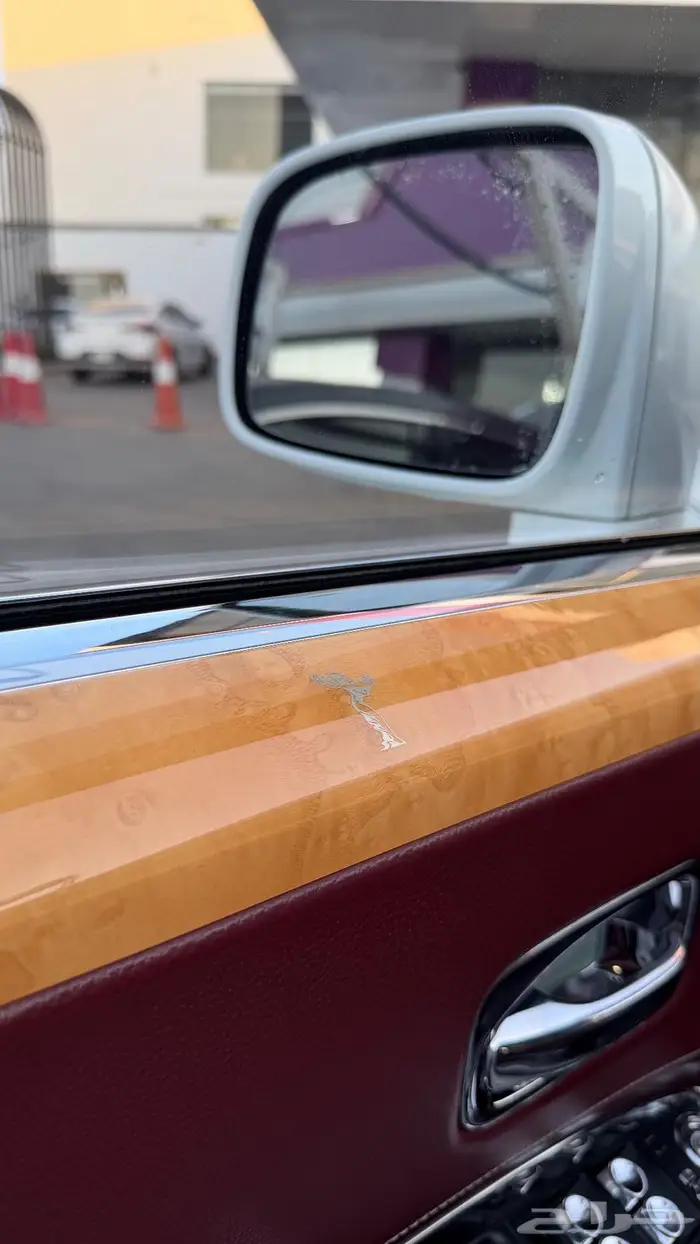 رولز رويس قوست مخزنه وكاله 2011 11