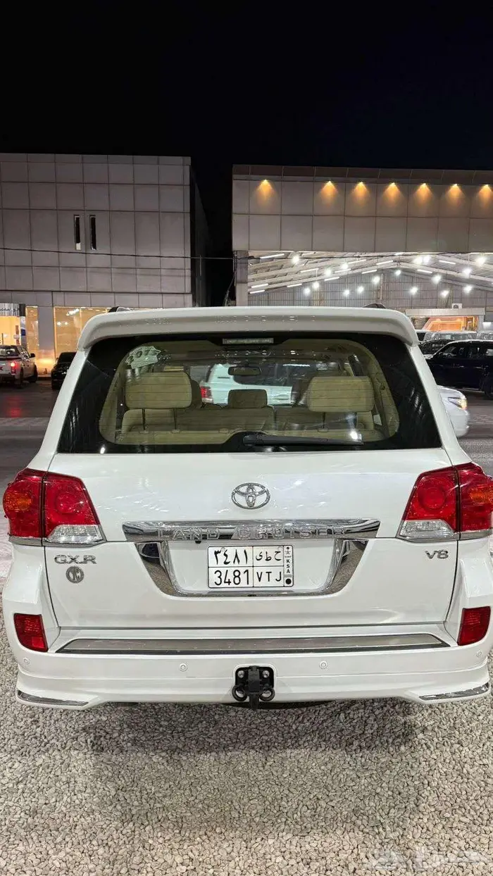 لاند كروزر GXR موديل 2015 4