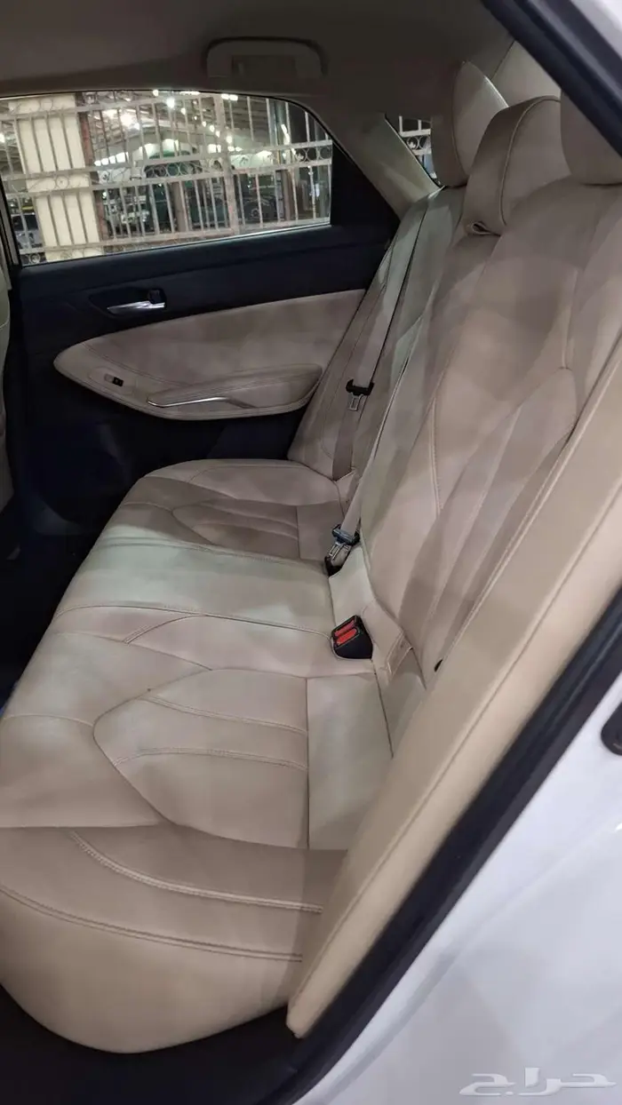 تويوتا أفالون 2020 16