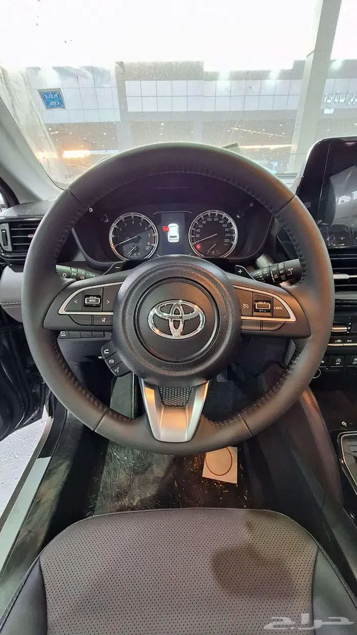 تويوتا اوربان كروزر 2026 فل كامل 8