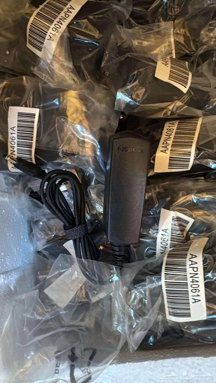 شاحن سيارة مسمار كبير نوكيا والاجهزة الاسلكية GPS 12