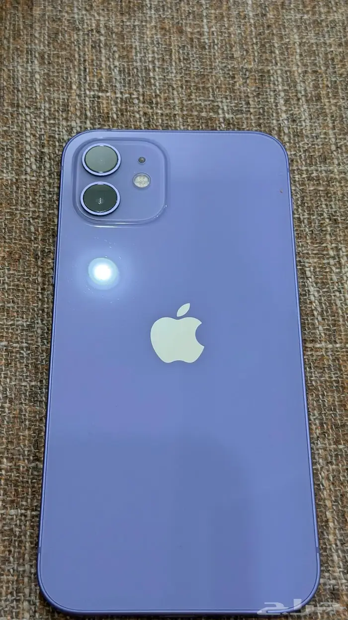 ايفون بملحقاته 0