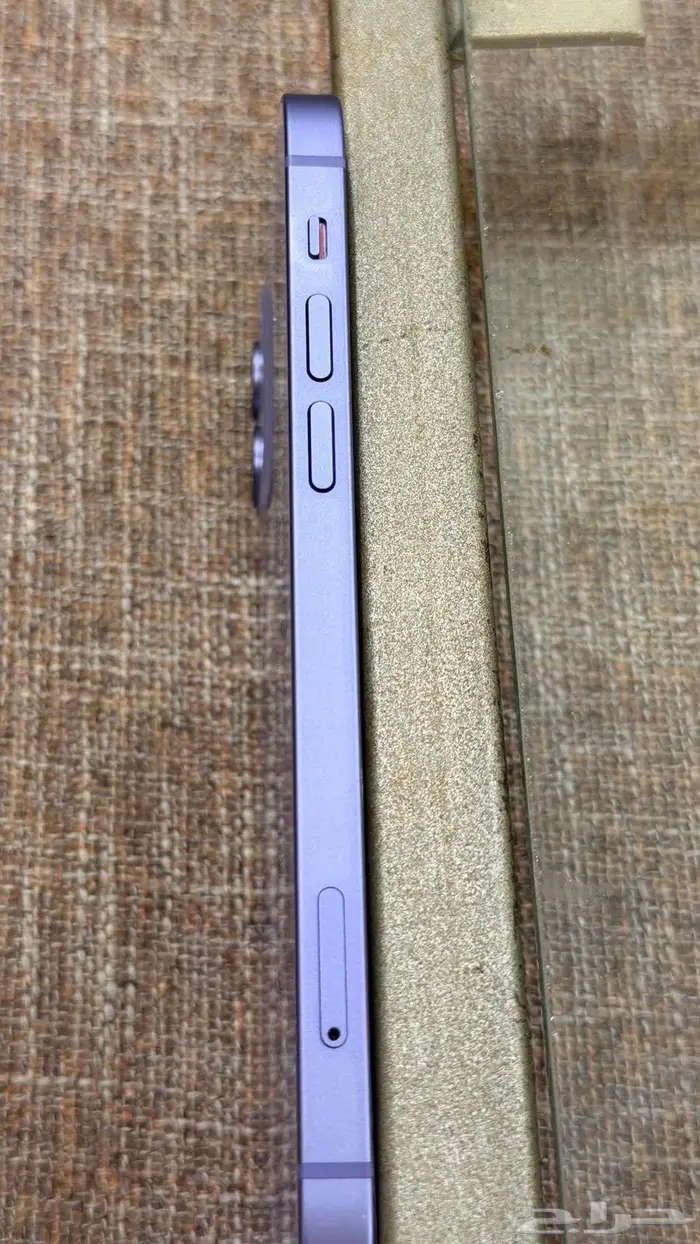 ايفون بملحقاته 4