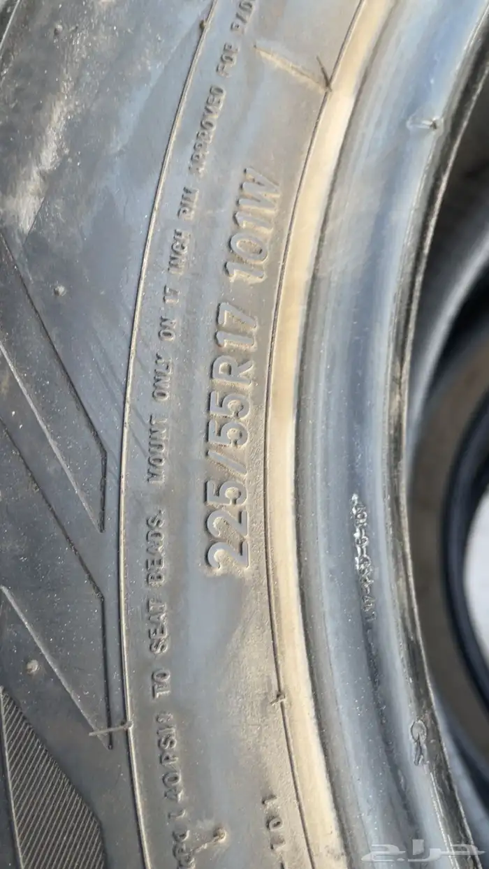 طقم كفرات تويو225 55 17 2