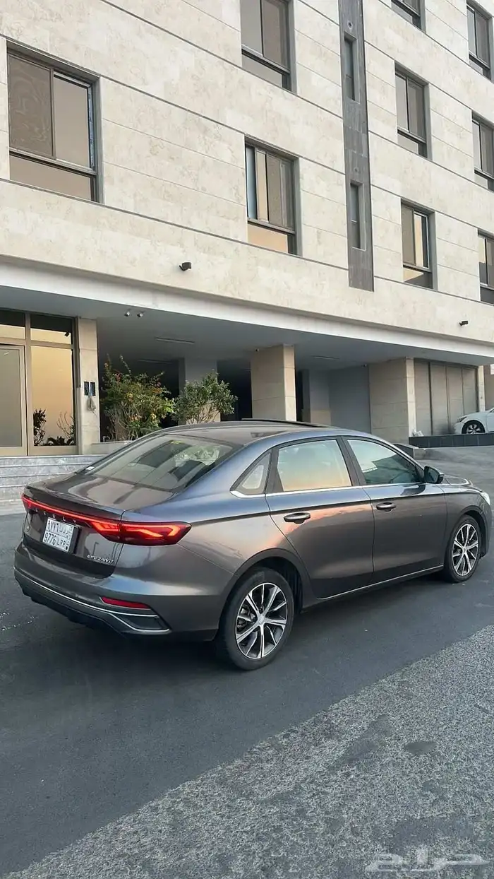 جيلي امجراند 7 الموديل 2023 الممشى 129 الف كيلو البدي رشوش 3