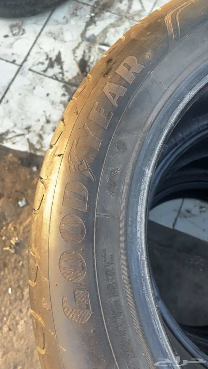 215 55 17 طقم كفرات جودير 0