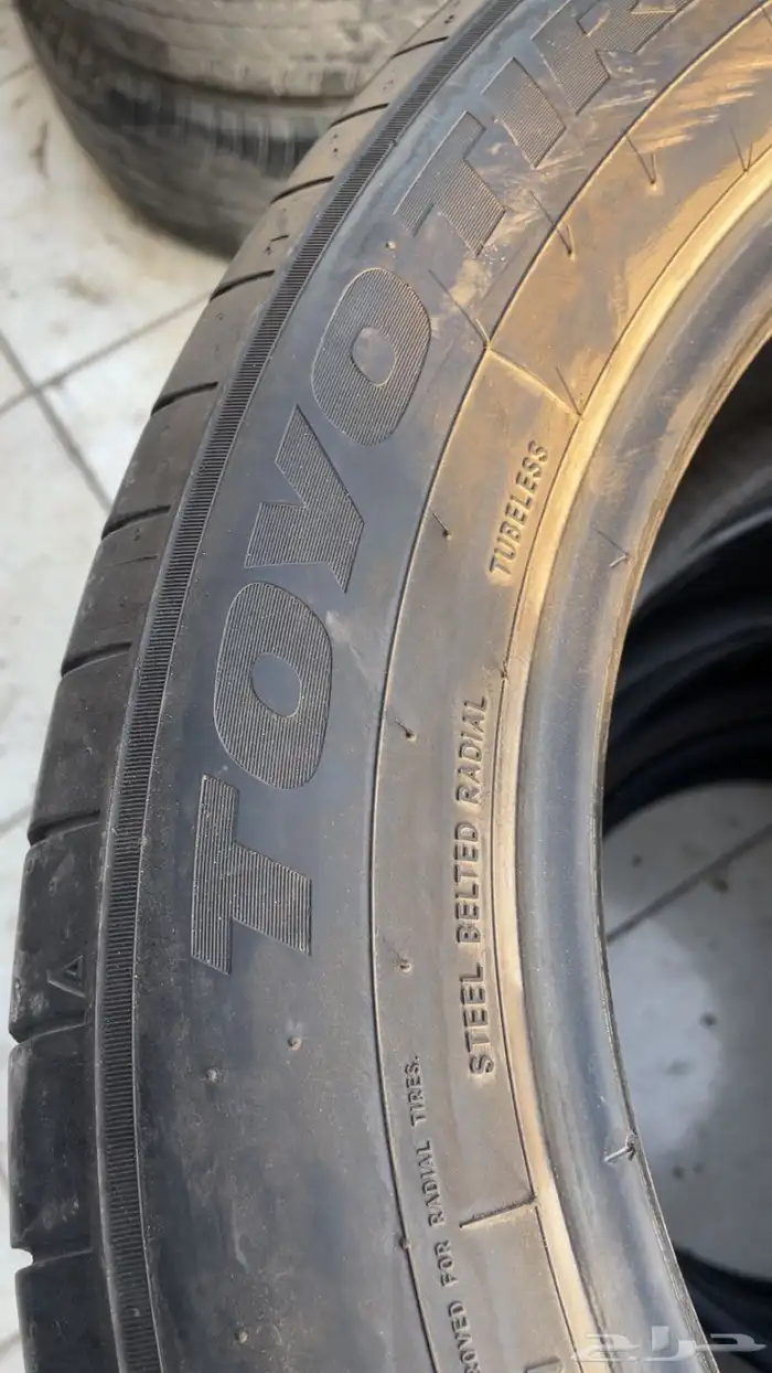 طقم كفرات تويو225 55 17 1