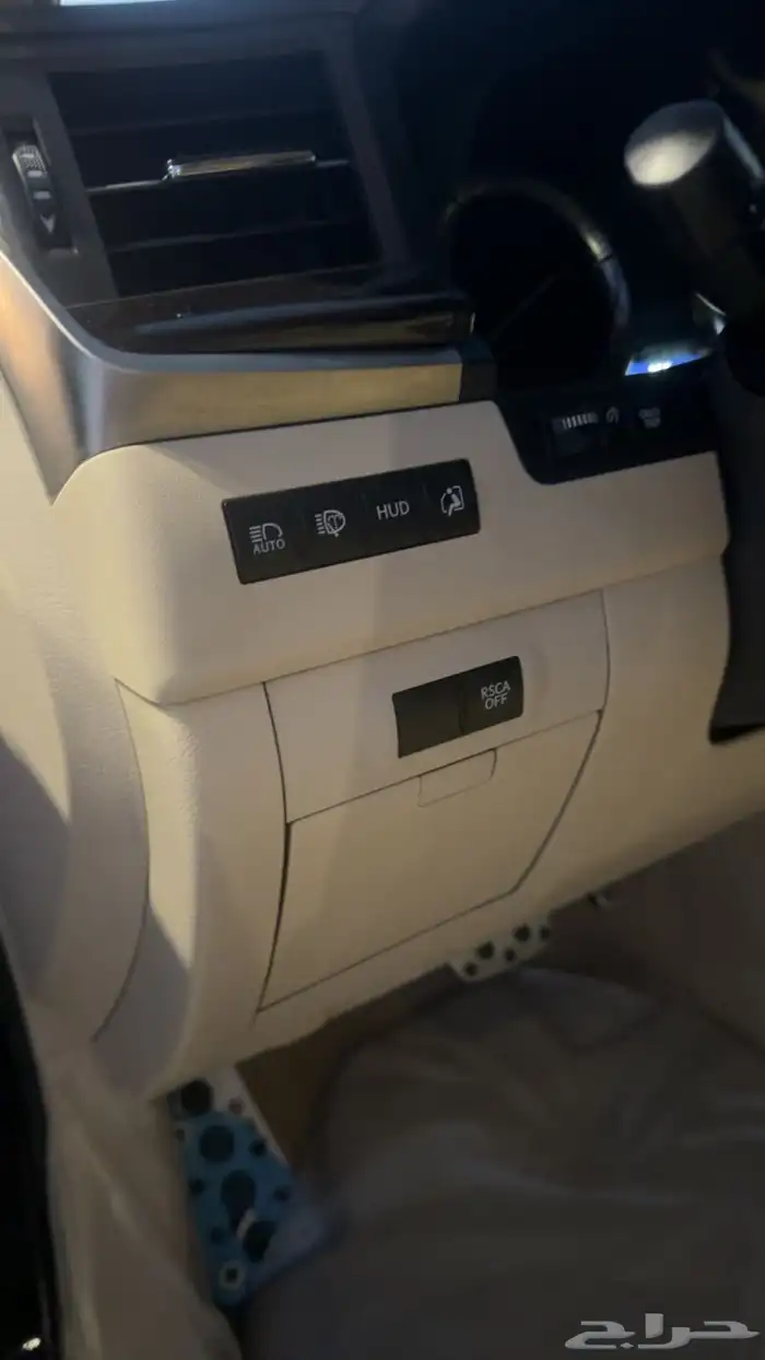 لكزس 2020 بلاك دشن 6