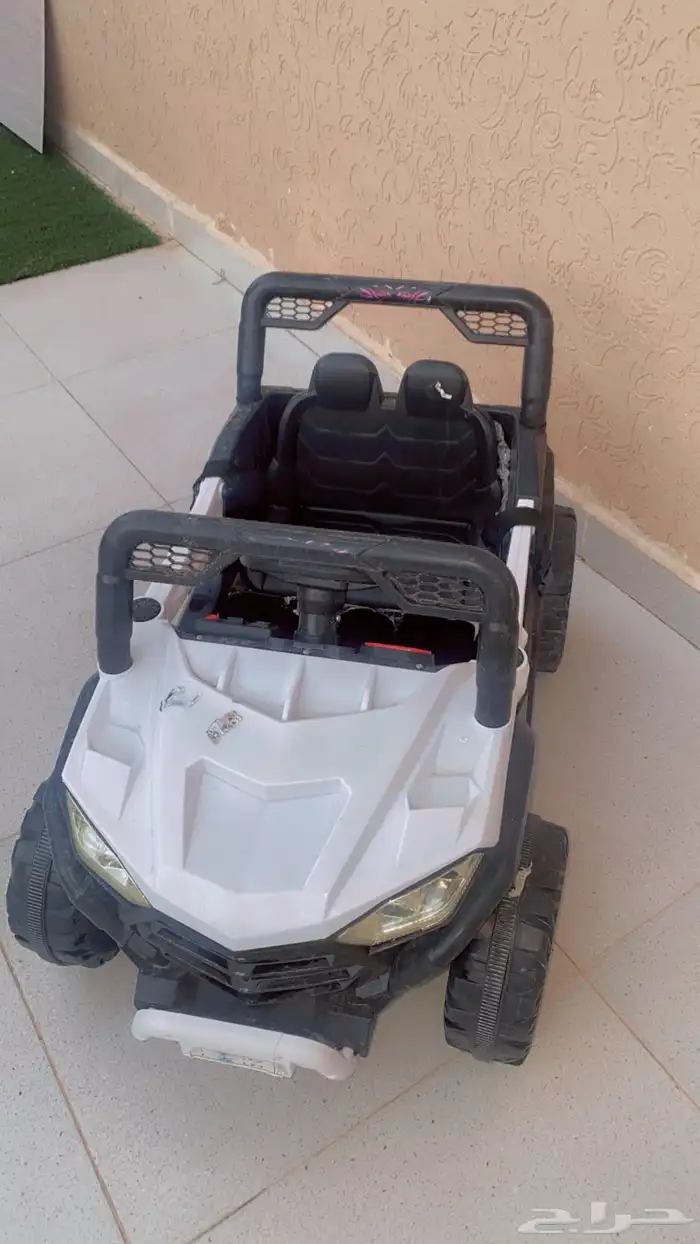 سرير نفر واحد وسيارة اطفال للبيع 2