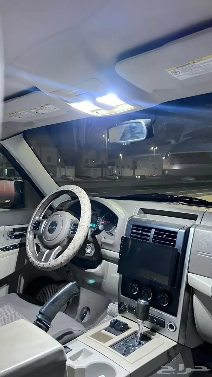 جيب ليبرتي الموديل 2011 11