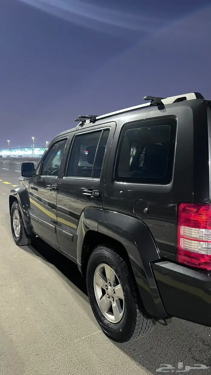 جيب ليبرتي الموديل 2011 7