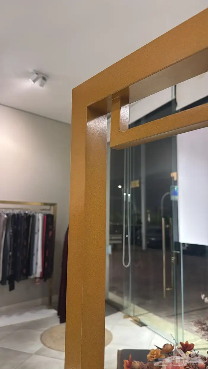 ستاندات ملابس او عبايات 0