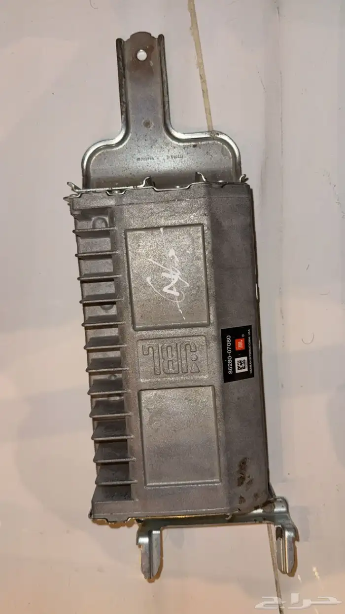 مضخم صوتJBL أفالون 2012 0