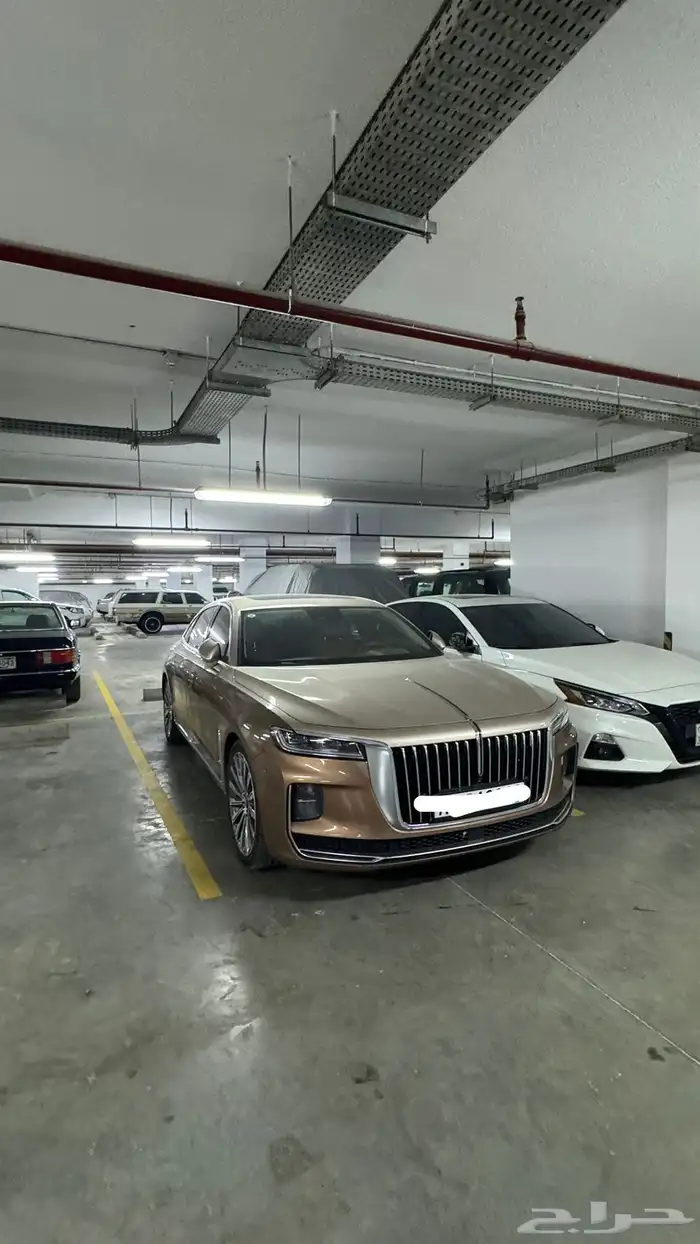 مواقف سيارات للإيجار الشهري والسنوي 1