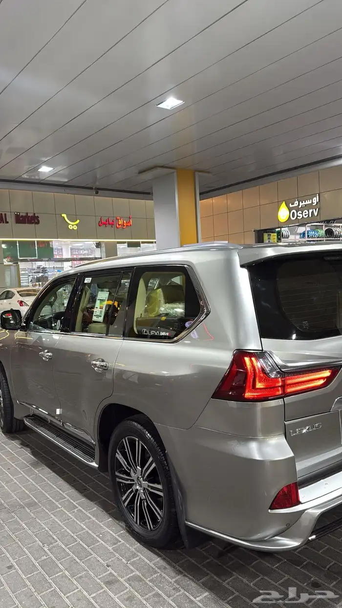 للبيع لكزس 2018 15