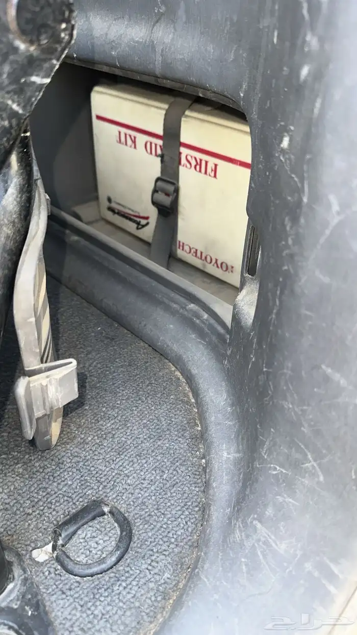 جيب تايوتا لاندكروزر موديل 2000 ديزل شد بلد وكاله 6