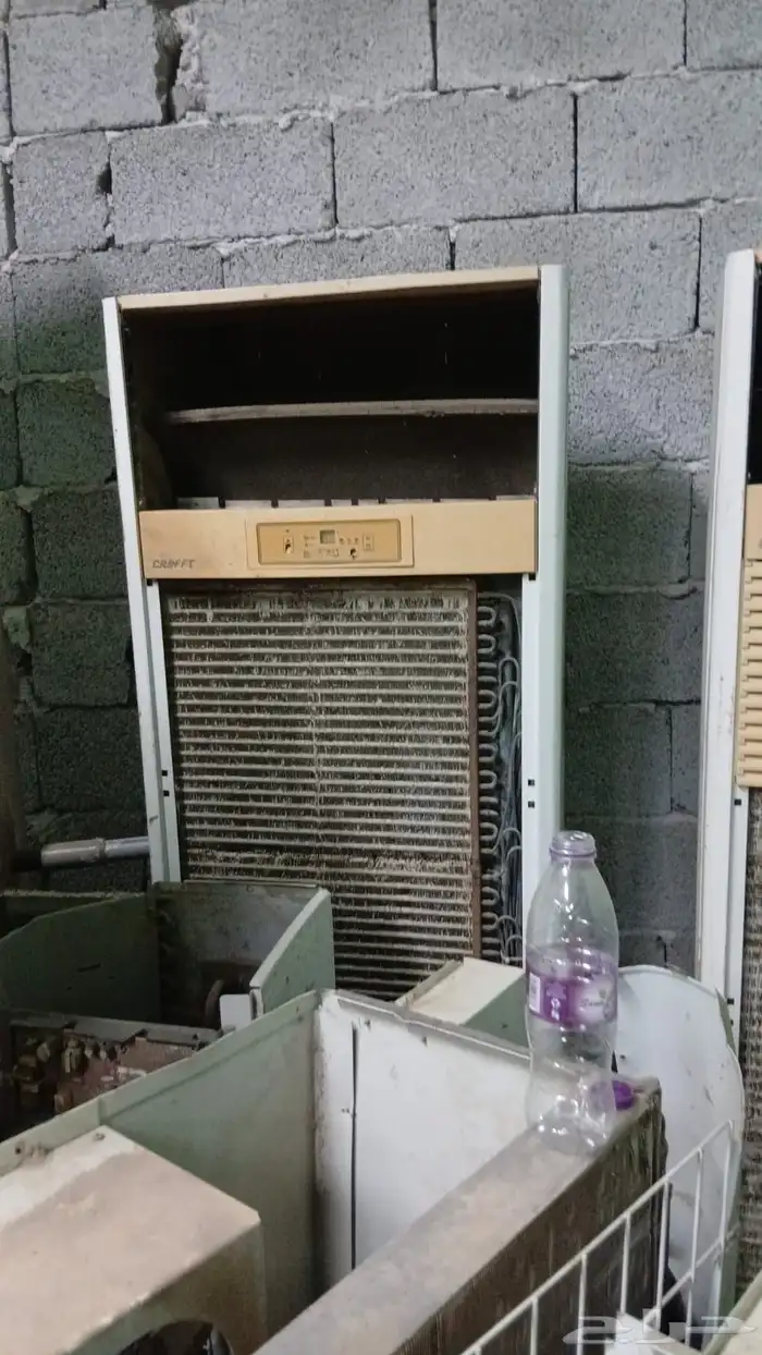 ثلاثه مكيفات دولاب بحالة جيدة جدا 4