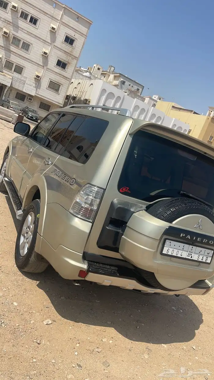 جيب باجيرو 1