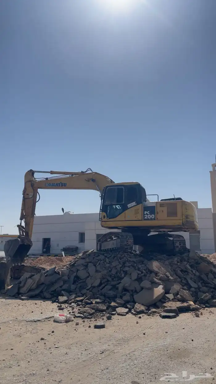 معدات حفر اراضي وردم وتوريد مواد الخرج وضواحيها 1