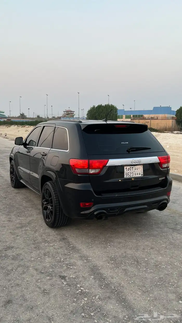 جيب جراند شروكي SRT 2013 5