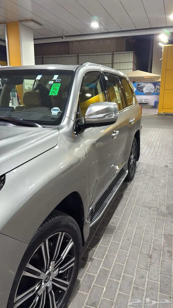 للبيع لكزس 2018 14