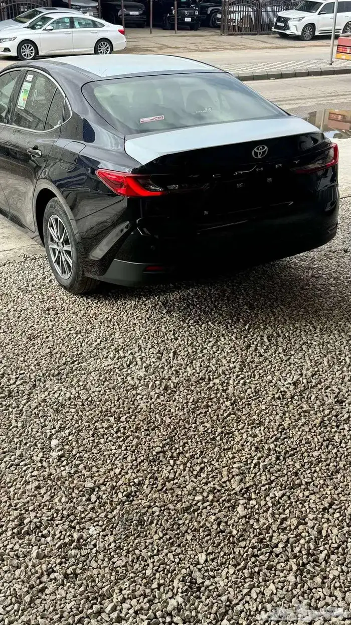 عرض خاص كامري 2025 E بنزين سعودي الون اسود111500 4