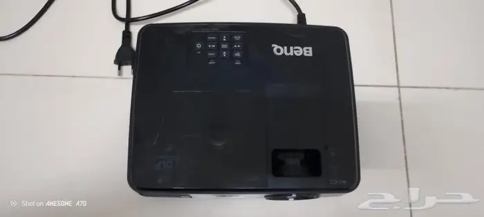 بروجكتر شبه جديد 0