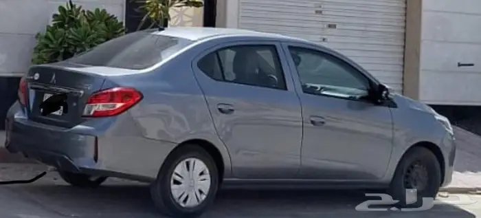 ميتسوبيشي اتراج رمادي 2021 0