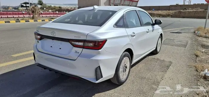 تويوتا يارس2026 4