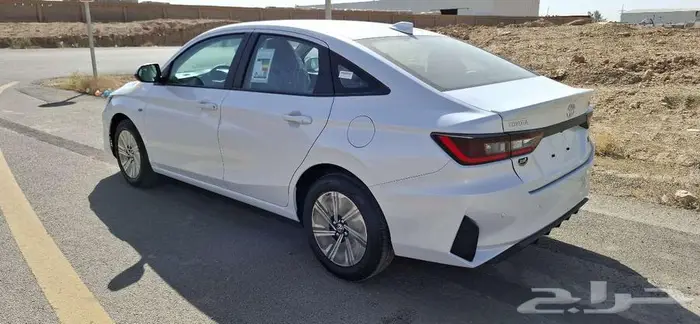 تويوتا يارس2026 7