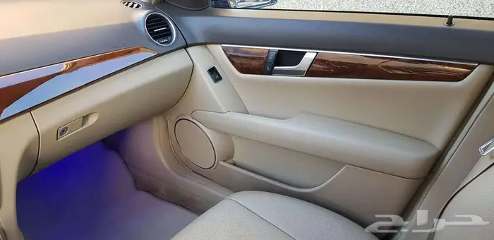 مرسيدس C200 اليجانس 17