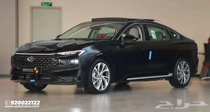 تألق على الطريق مع فورد تورس تيتانيوم 2026 8