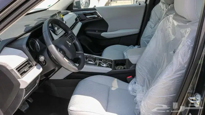 ميتسوبيشى اوتلاندر 5 راكب 2025 كاش واقساط 5