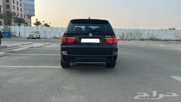 للبيع اكس 5 نظيف جدا 2