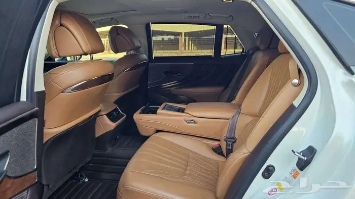 لكزس LS500 2018 فل كامل 8