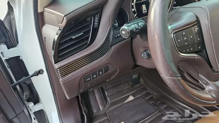 لكزس LS500 2018 فل كامل 11