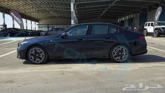 2026 BMW 5-SERIES 520i M 2.0T GCC 0Km مع ضمان الوكيل 20
