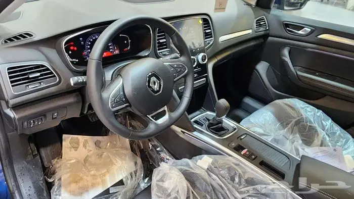 رينو ميجان نص فل فتحه سقف 2024 عروض حصري من شركة سفنز 7