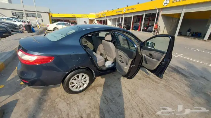 سيارة رينو فلوانس 2012 للبيع 4