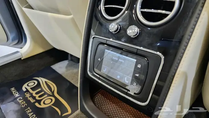 بنتلي فلانج سبير 2014 23